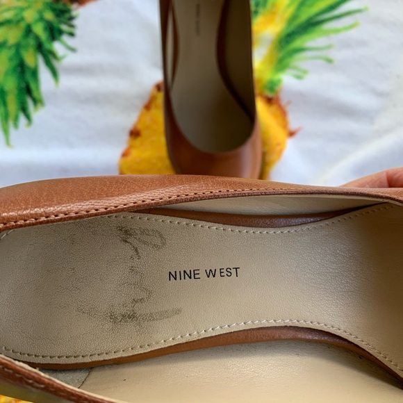 Nine West, Platform Stiletto - Picture 5 of 7